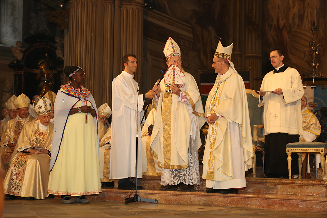 Monsignor Marco Prastaro Vescovo di Asti_421.jpg